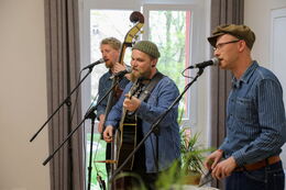 Band "The Perky Pollyvocs"