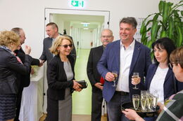 Empfang der geladenen Gäste durch Herrn und Frau Künzelmann