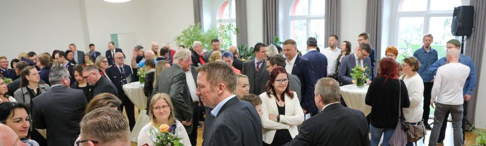 Gäste zum Jahresempfang 2023 im Sitzungssaal der Gemeindeverwaltung Wachau