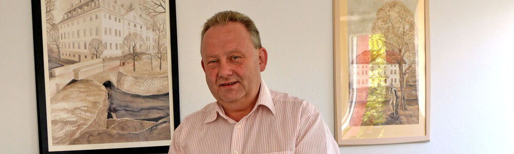 Bürgermeister Veit Künzelmann in seinem neuen Büro im Gemeindezentrum Wachau