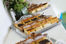 Kuchenbuffet von Bäckerei Kunath aus Leppersdorf